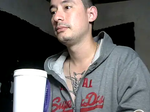 Snapshot of vampireathome chatting on 09-09-25, 06:13 vampireathome online show from 09-09-25, 06:13