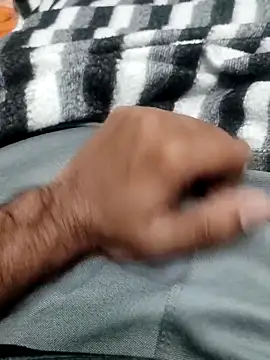 Snapshot of Yashkumar_0697 chatting on 02-20-25, 07:30 Yashkumar 0697 online show from 02-20-25, 07:30