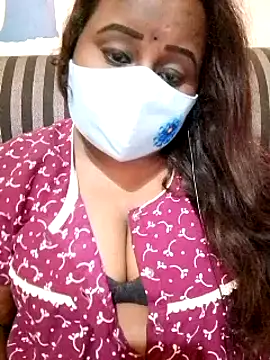 Snapshot of dolly_telugu01 chatting on 02-27-25, 09:14 dolly telugu01 online show from 02-27-25, 09:14