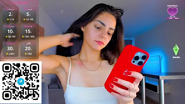 Snapshot of EmiliaZen chatting on 10-24-25, 12:56 EmiliaZen online show from 10-24-25, 12:56