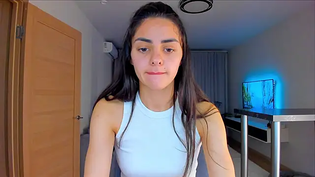 EmiliaZen online show from 11-10-25, 02:49