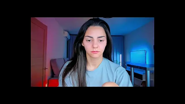 EmiliaZen online show from 02-07-26, 03:05