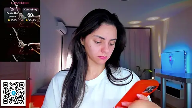 EmiliaZen online show from 04-13-26, 09:42