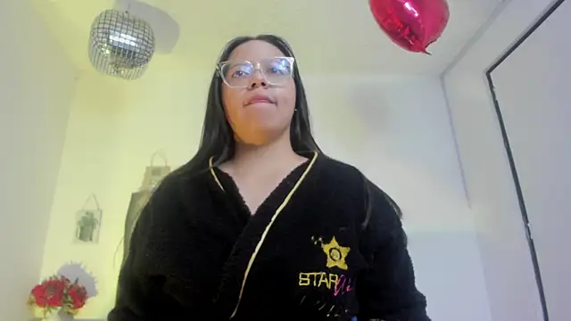 Snapshot of Ariel_star1 chatting on 05-12-26, 12:57 Ariel star1 online show from 05-12-26, 12:57