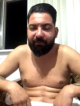 Snapshot of Armand66_ chatting on 09-20-25, 08:32 Armand66  online show from 09-20-25, 08:32