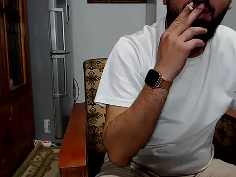 Snapshot of Armand66_ chatting on 10-30-25, 04:52 Armand66  online show from 10-30-25, 04:52