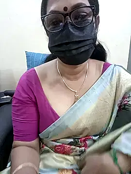 niiveditha online show from 02-07-25, 04:46