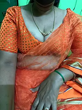 niiveditha online show from 03-10-25, 11:32