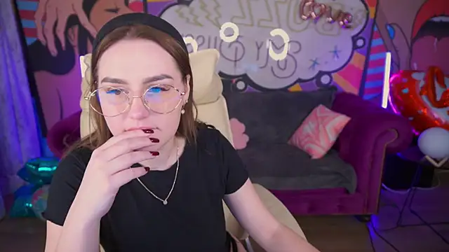 DivineJass online show from 02-21-25, 05:56