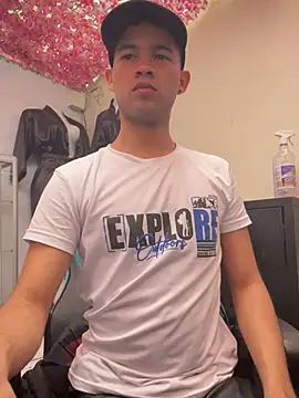 Twink X online show from 02-16-25, 07:27