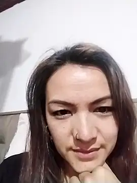 Snapshot of PenelopeMist chatting on 02-18-25, 03:31 PenelopeMist online show from 02-18-25, 03:31