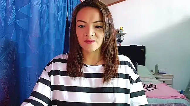 Snapshot of PenelopeMist chatting on 02-27-25, 07:15 PenelopeMist online show from 02-27-25, 07:15