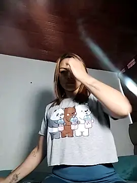 Snapshot of PenelopeMist chatting on 09-29-25, 06:57 PenelopeMist online show from 09-29-25, 06:57