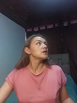 Snapshot of PenelopeMist chatting on 10-22-25, 08:30 PenelopeMist online show from 10-22-25, 08:30