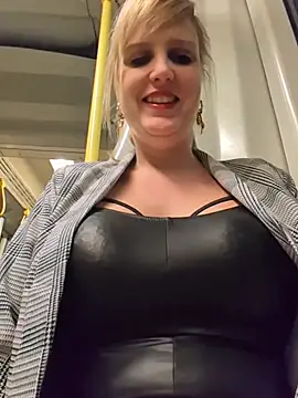 Sexybiene969 online show from 12-22-25, 05:21