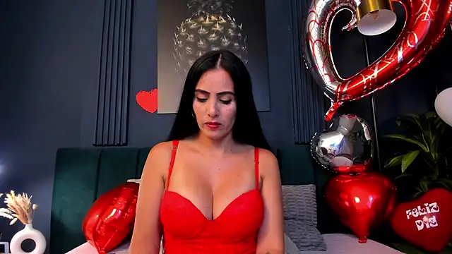 scarlet edwars online show from 02-14-25, 07:12