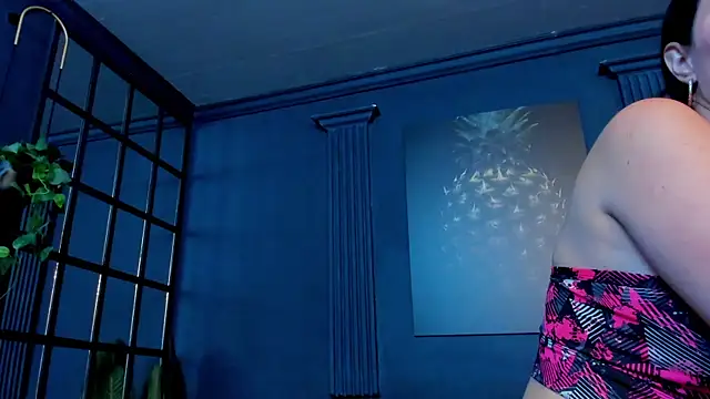 scarlet edwars online show from 10-19-25, 12:17