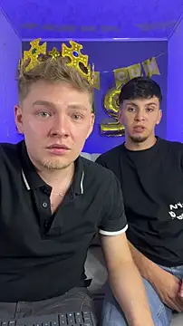 Snapshot of Angel_Montiell chatting on 10-11-25, 02:33 Angel Montiell online show from 10-11-25, 02:33