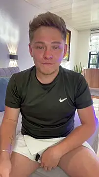 Snapshot of Angel_Montiell chatting on 10-30-25, 09:15 Angel Montiell online show from 10-30-25, 09:15