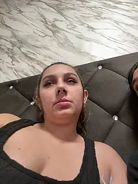 hotamanda01 online show from 04-15-26, 11:50