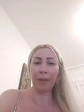 Snapshot of visnjica chatting on 03-19-25, 10:31 visnjica online show from 03-19-25, 10:31