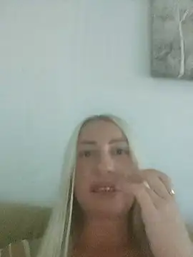 Snapshot of visnjica chatting on 09-21-25, 09:16 visnjica online show from 09-21-25, 09:16