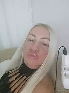 Snapshot of visnjica chatting on 09-28-25, 08:25 visnjica online show from 09-28-25, 08:25