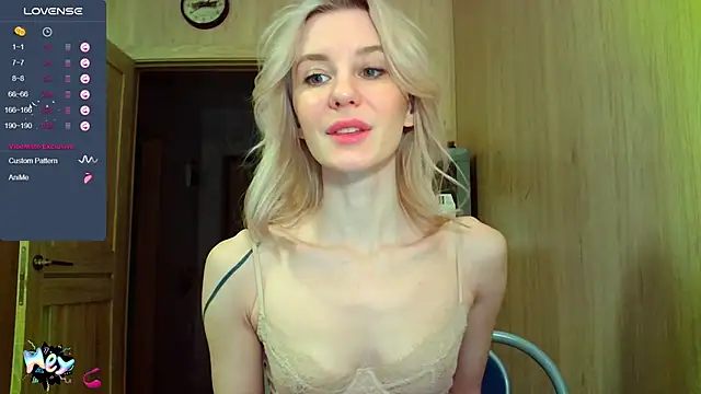 Snapshot of Caramel_piegirl chatting on 02-07-25, 05:18 Caramel piegirl online show from 02-07-25, 05:18