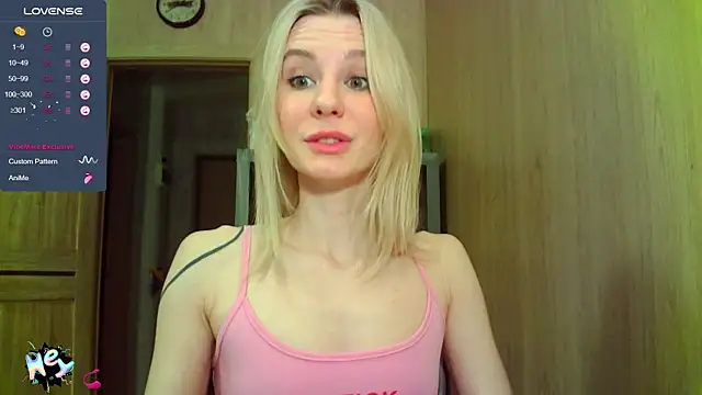 Snapshot of Caramel_piegirl chatting on 03-02-25, 07:45 Caramel piegirl online show from 03-02-25, 07:45