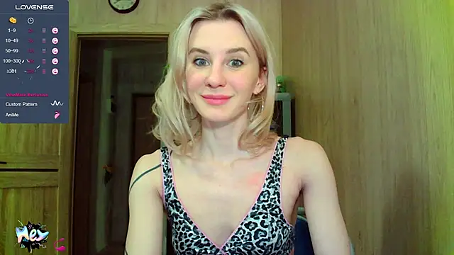 Snapshot of Caramel_piegirl chatting on 03-09-25, 07:05 Caramel piegirl online show from 03-09-25, 07:05