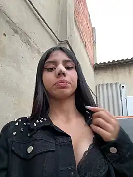 Laura-Khalifa online show from 02-08-25, 10:51