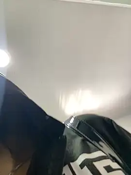 Dulce  Boyd online show from 09-18-25, 01:35