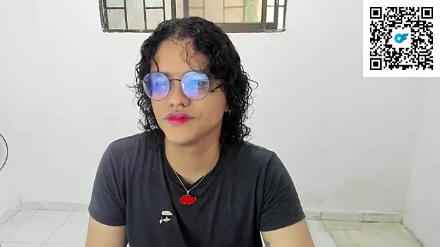 Diane blossom online show from 11-23-25, 06:08