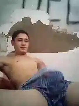 Snapshot of shuelldin chatting on 03-18-25, 11:19 shuelldin online show from 03-18-25, 11:19