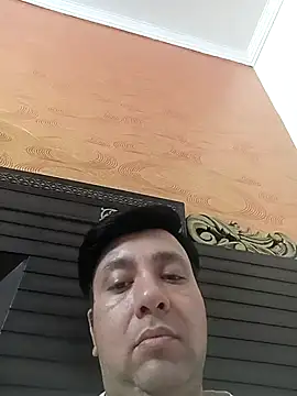 innocentboy1987 online show from 04-23-26, 07:30