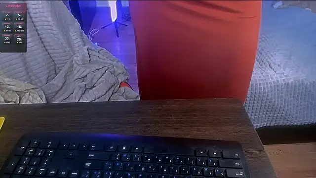 Snapshot of holyharlot chatting on 02-10-25, 11:15 holyharlot online show from 02-10-25, 11:15