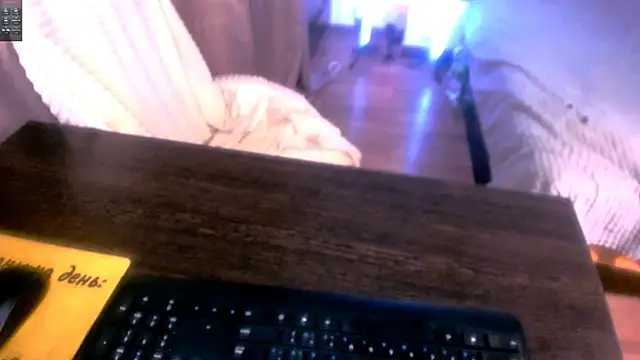 Snapshot of holyharlot chatting on 02-21-25, 04:26 holyharlot online show from 02-21-25, 04:26