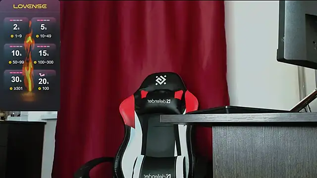 Snapshot of holyharlot chatting on 11-17-25, 09:59 holyharlot online show from 11-17-25, 09:59