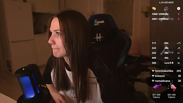 Snapshot of alexa_feels_ chatting on 02-16-25, 09:48 alexa feels online show from 02-16-25, 09:48