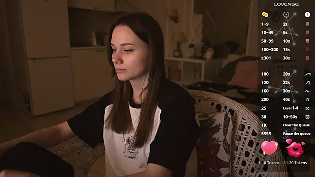 Snapshot of alexa_feels_ chatting on 03-09-25, 06:00 alexa feels online show from 03-09-25, 06:00