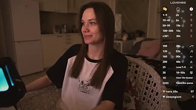 Snapshot of alexa_feels_ chatting on 03-09-25, 09:03 alexa feels online show from 03-09-25, 09:03