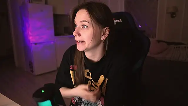 Snapshot of alexa_feels_ chatting on 03-16-25, 06:34 alexa feels online show from 03-16-25, 06:34