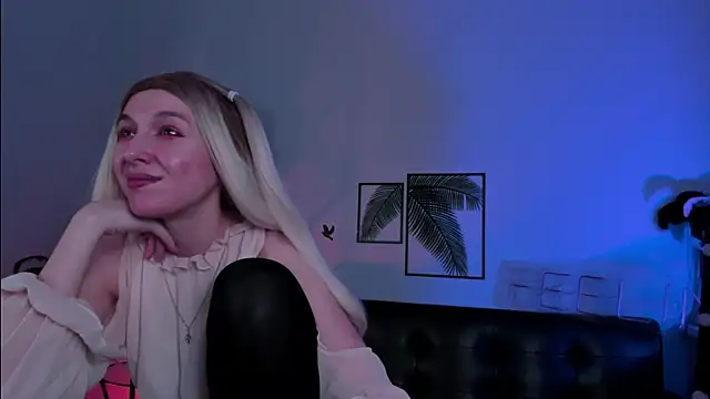 PhilippaAdamas online show from 03-13-25, 08:48