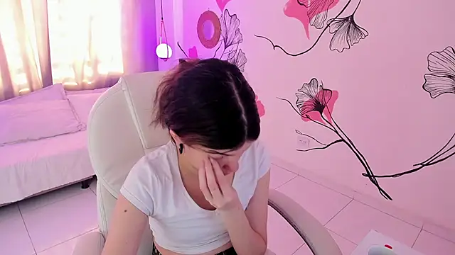 Isabela Fiorelli online show from 04-27-26, 01:20