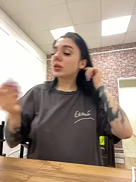 MaeveMoon online show from 02-04-26, 07:20