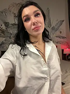 MaeveMoon online show from 02-15-26, 09:19