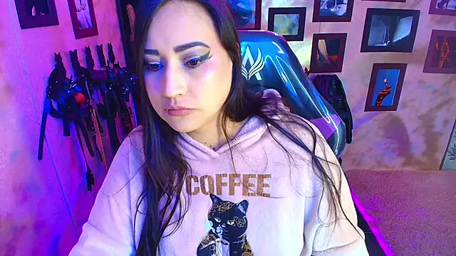 cherryy bombshelll online show from 02-06-26, 06:11