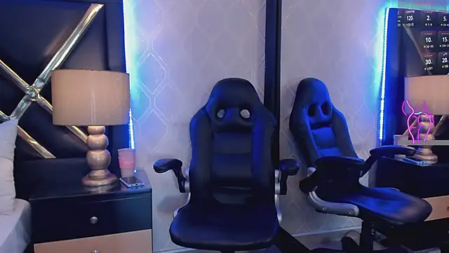 SophieWinsloow online show from 03-19-25, 01:40