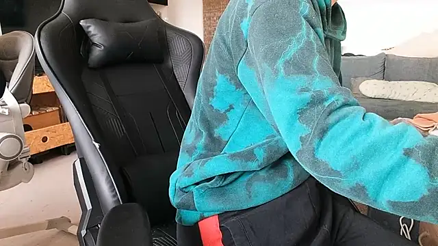 ademandjulia online show from 02-21-26, 09:32