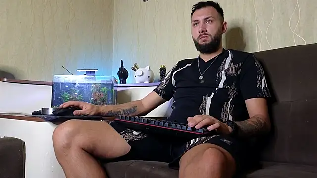 JamieNoxus online show from 09-22-25, 06:48